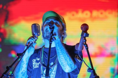 RIBEIRAO PRETO (SP), 06 / 08 / 2024-FESTIVA / SHOW / JOAO ROCK / SP - Şarkıcılar Marcelo D2 ve Djonga, Joao Rock 2024 Festivali sırasında, Festival Ribeirao Preto kentinde düzenlenen en iyi rock, pop, rap ve reggae gösterilerini gerçekleştiriyor.