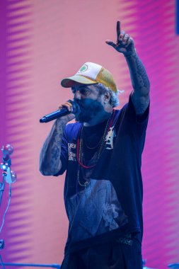 RIBEIRAO PRETO (SP), 06 / 08 / 2024-FESTIVA / SHOW / JOAO ROCK / SP - Şarkıcılar Marcelo D2 ve Djonga, Joao Rock 2024 Festivali sırasında, Festival Ribeirao Preto kentinde düzenlenen en iyi rock, pop, rap ve reggae gösterilerini gerçekleştiriyor.