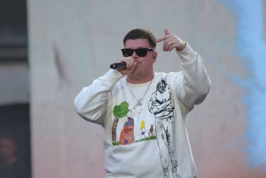 SAO PAULO (SP), 06 / 09 / 2024-FESTIVAL / ENCHENTE / SOLIDARIEDADE / SP- Şarkıcı Ferrugem, Salve o Sul Festivali sırasında, etkinlikte Allianz Stadyum Parkı 'ndaki selden etkilenenler için kaynak toplanması amaçlanıyor.