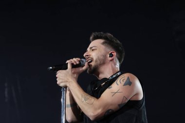 SAO PAULO (SP), 06 / 09 / 2024 - Şarkıcı Junior Lima, Salve o Sul Festivali sırasında, çok sayıda şarkıcının yer aldığı etkinlikte Rio Grande do Sul 'daki selden etkilenenler için kaynak toplanması amaçlanıyor. 