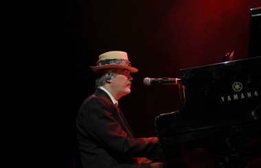 Rio de Janeiro (RJ), 06 / 08 / 2024 - 1974 yılında kaydedilen tarihi albüm Elis ve Tom, gelecek yıl sahne sanatçıları Daniel Jobim ve Kell Smith 'i bir araya getirecek özel bir kutlamayla 50 yaşına giriyor. 