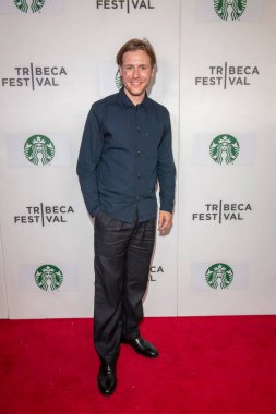 08 Haziran 2024, New York, ABD: Zach Booth, New York City 'de bulunan Village East Cinema' da düzenlenen 2024 Tribeca Festivali sırasında 
