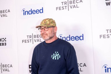 09 Haziran 2024, New York, ABD: Liev Schreiber, SVA Tiyatrosu 'nda düzenlenen 2024 Tribeca Festivali sırasında 