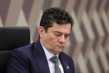 BRASILIA (DF), 06 / 13 / 2024 - Senatör Sergio Moro, ajanın tehlikesinin değerlendirilmesi, kamu düzenine risk oluşturulması, önleyici gözaltı verilmesi kriterlerini tartışmak üzere düzenlenen genel kurul toplantısında. 