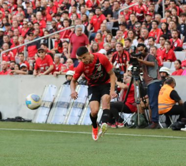 CURITIBA (PR), 06 / 16 / 2024 - Curitiba kentindeki Ligga Arena 'da düzenlenen Campeonato Brasileiro Serie A' nın 9. turu için geçerli olan Athletico ve Flamengo arasında oynanan karşılaşmada atış. 