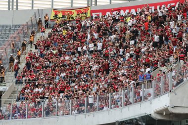 CURITIBA (PR), 06 / 16 / 2024 - Curitiba kentindeki Ligga Arena 'da düzenlenen Campeonato Brasileiro Serie A' nın 9. turu için geçerli olan Athletico ve Flamengo arasında oynanan karşılaşmada taraftarlar. 