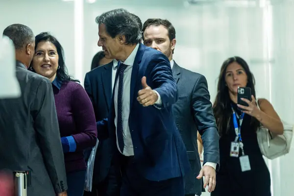 stock image Brasilia (DF), 06/17/2024 - The Minister of Finance, Fernando Haddad and the Minister of Planning, Simone Tebet. They speak after the Meeting and stated that they spoke with President Luiz Inacio Lula da Silva (PT) about trajectory of public spending