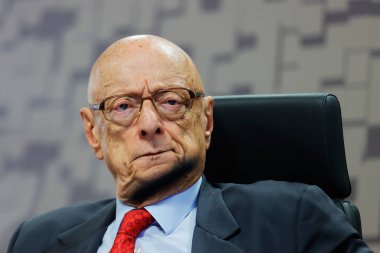 BRASILIA (DF), 06 / 18 / 2024: Brasilia kentinde düzenlenen Ulusal Siber Güvenlik Politikası, Ulusal Siber Güvenlik Stratejisi ve Ulusal Siber Güvenlik Planı konulu genel kurul toplantısında Senatör Esperidiao Amin. 