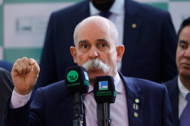 Brasilia (DF), 06 / 18 / 2024: Federal Çavuş Fahur (PSD / PR), 18 Haziran 2024 Salı günü Milletvekilleri Meclisi 'nde Kürtaj ve Tecavüz konulu basın toplantısında.