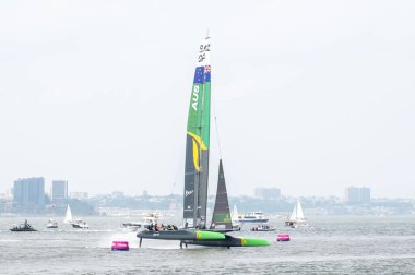 (Yelkenli Mubadala New York Sail Grand Prix - 2. gün. 23 Haziran 2024, New York, New York, ABD: The Team Australia SailGP botu 23 Haziran 2024 'te New York Limanı' ndaki Mubadala New York Sail Grand Prix 'inin 2. gününde 4..