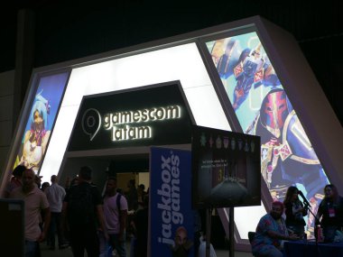 SAO PAULO (SP), Brezilya 06 / 29 / 2024 - Latam Gamescom 2024 'te Sao Paulo Expo Imigrantes' te halk hareketi, Sao Paulo 'nun güney bölgesinde bu Cuma öğleden sonra (28))