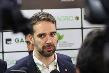 Sao Paulo (SP), 06 / 27 / 2024 FORUM / GAFFFF / FESTIVAL Eduardo Leite, Global Tarım İşletmeleri Forumu 'nun (GAF) başkanı, Allianz Parque' da Sao Paulo 'da düzenlenen ana küresel tarım konferansında