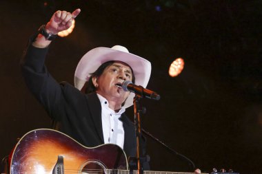 Sao Paulo (SP), 06 / 27 / 2024: Allianz Stadyumu 'nda Sao Paulo' da düzenlenen Küresel Tarım İşletmeleri Forumu (GAF) sırasında Chitaozinho ve Xoro çifti tarafından gösterilecek. 