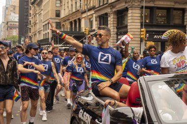 (2024 New York Şehri Onur Yürüyüşü. 30 Haziran 2024, New York, New York, ABD: Wilson Cruz geleneksel New York Onur Yürüyüşüne katıldı 