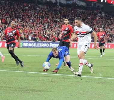 CURITIBA (PR), Brezilya 03 / 07 / 3024 Sao Paulo oyuncusu Jonathan Calleri, Brezilya Serisi A Şampiyonası 'nın 14. turunda geçerli olan Athletico -PR ve Sao Paulo arasında oynanan karşılaşmada golünü kutluyor.