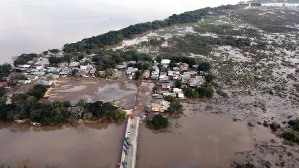 stock image Porto Alegre (RS), Brazil 07/03/2024  Sixty days after the historic flood that devastated the state, the region of the islands of the capital of Rio Grande do Sul remains in a critical situation