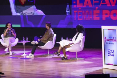 Sao Paulo (SP), 05 / 07 / 2024 - Expo Favela Innovation, varoşlardan girişimciler olan bir iş fuarı. Panel, bu hikaye nedir? Kenya Sade, Fabio Porchat ve Ana Fontes ile bir sohbet yaptı..