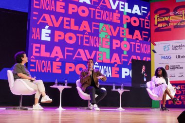 Sao Paulo (SP), 05 / 07 / 2024 - Expo Favela Innovation, varoşlardan girişimciler olan bir iş fuarı. Panel, bu hikaye nedir? Kenya Sade, Fabio Porchat ve Ana Fontes ile bir sohbet yaptı..