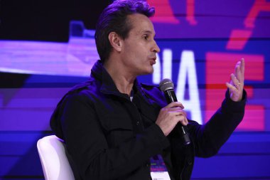 Sao Paulo (SP), 05 / 07 / 2024 - Expo Favela Innovation, varoşlardan girişimciler olan bir iş fuarı. Panel: Müziğin ve iletişimin en çeşitli biçimlerinin toplumun gelişimine nasıl katkıda bulunduğunu. 