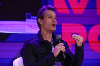 Sao Paulo (SP), 05 / 07 / 2024 - Expo Favela Innovation, varoşlardan girişimciler olan bir iş fuarı. Panel: Müziğin ve iletişimin en çeşitli biçimlerinin toplumun gelişimine nasıl katkıda bulunduğunu. 