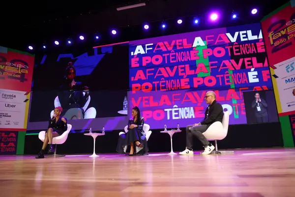 stock image Sao Paulo (SP), 05/07/2024 - Expo Favela Innovation is a business fair, whose exhibitors are entrepreneurs from the favela. Women on Screen Panel: Mediated by Amauri Soares, Head of Canal TV Globo and Estudios Globo.