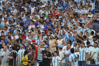 Copa America Yarı Finali: Arjantin Kanada 'ya karşı. 9 Temmuz 2024, Doğu Rutherford, New Jersey, ABD: Arjantin ile Kanada arasındaki futbol maçı sırasında taraftarlar MetLife Stadyumu 'nda oynanan 2024 Copa America Yarı Finali için geçerli 