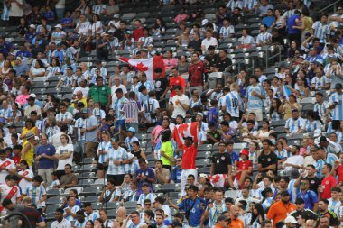 Copa America Yarı Finali: Arjantin Kanada 'ya karşı. 9 Temmuz 2024, Doğu Rutherford, New Jersey, ABD: Arjantin ile Kanada arasındaki futbol maçı sırasında taraftarlar MetLife Stadyumu 'nda oynanan 2024 Copa America Yarı Finali için geçerli 