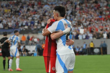 Copa America Yarı Finali: Arjantin Kanada 'ya karşı. 9 Temmuz 2024, Doğu Rutherford, New Jersey, ABD: Arjantinli Lisandro Martinez, Arjantin ve Kanada arasındaki futbol maçı sırasında 2024 Copa America şampiyonası için geçerli
