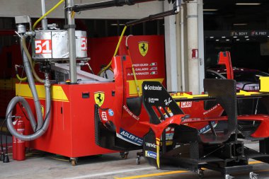 Sao Paulo (SP), Brezilya 07 / 11 / 2024 - FIA 'nın ana Dayanıklılık kategorisi olan Rolex 6 Saat Interlagos' un çukurlarında takımların hareketi, bu Perşembe Sao Paulo 'nun güneyindeki Interlagos pistinde