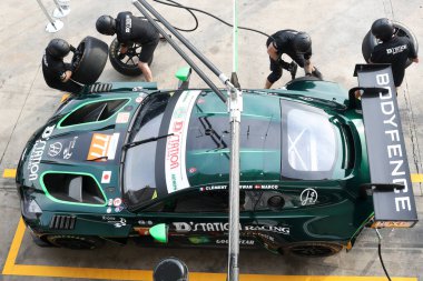 Sao Paulo (SP), Brezilya 07 / 11 / 2024 - Sürücüler, FIA 'nın ana Dayanıklılık kategorisi olan Rolex 6 Saat Interlagos' ta pisti tanımak ve pit eğitimini gerçekleştirmek için Pist Yürüyüşü yapıyorlar