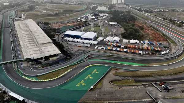 Sao Paulo (SP), Brezilya 07 / 11 / 2024 - Bu perşembe Sao Paulo 'nun güney bölgesinde 12-14 Temmuz 2024 tarihleri arasında gerçekleşen 6 saat süresince Interlagos Yarış Pisti' nin havadan görünüşü