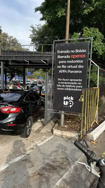 Stock image SAO PAULO (SP), 07/11/2024- VACANCIES/PARKING/AIRPORT - Determination of Application Vacancies at Congonhas Airport, South Zone of the city of Sao Paulo, was demarcated to organize the loading and unloading of local vehicles