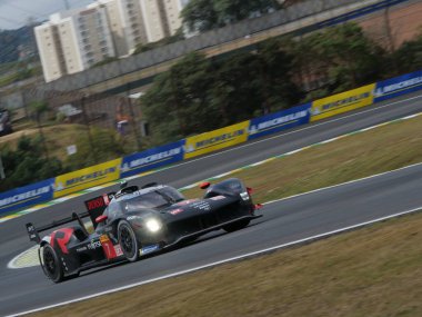 SAO PAULO (SP), Brezilya 07 / 12 / 2024 - FIA 'nın ana Dayanıklılık kategorisi olan Sao Paulo' nun Rolex 6 Saatinin ilk ücretsiz antrenman oturumu sırasında Hareket. Yarış 12-14 Temmuz tarihleri arasında gerçekleşir. 