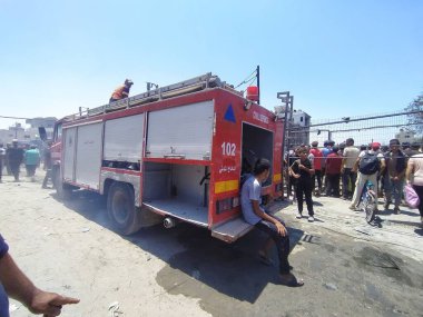 13 Temmuz 2024, Han Yunus, Gazze, Filistin: Bugün Mawasi Han Yunus 'ta İsrail Ordusu tarafından hedef alınan Filistinlilerin yaralandığı bir trajedi. 