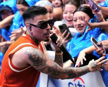 12 Temmuz 2024, New York, ABD: Rauw Alejandro, Porto Rikolu ünlü bir şarkıcı ve söz yazarı, bugün NBC 'nin 