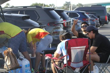 14 Temmuz 2024, Miami, Florida, ABD: Arjantin ve Kolombiya arasındaki futbol maçından önceki taraftarlar hareketi Miami 'deki Hard Rock stadyumunda oynanan Copa America şampiyonası finali için geçerli. 