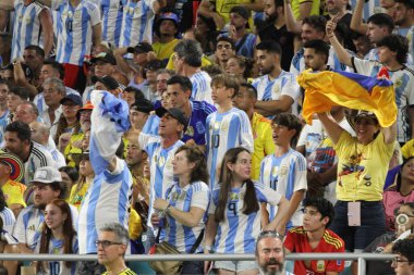 Copa America 2024 Final: Arjantin Kolombiya 'ya karşı. 14 Temmuz 2024, Miami, Florida, ABD: Arjantin ve Kolombiya arasındaki futbol maçında Arjantin Messi Miami 'deki Hard Rock stadyumunda Copa America şampiyonası finali için geçerlidir.