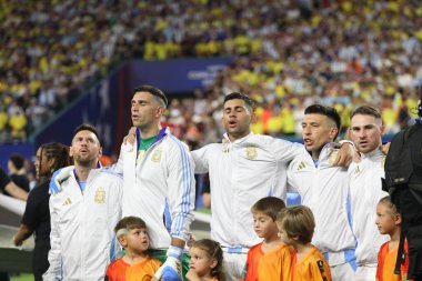 Copa America 2024 Final: Arjantin Kolombiya 'ya karşı. 14 Temmuz 2024, Miami, Florida, ABD: Arjantin ve Kolombiya arasındaki futbol maçında Arjantin Messi Miami 'deki Hard Rock stadyumunda Copa America şampiyonası finali için geçerlidir.