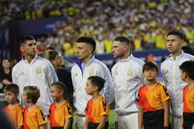 Copa America 2024 Final: Arjantin Kolombiya 'ya karşı. 14 Temmuz 2024, Miami, Florida, ABD: Arjantin ve Kolombiya arasındaki futbol maçında Arjantin Messi Miami 'deki Hard Rock stadyumunda Copa America şampiyonası finali için geçerlidir.