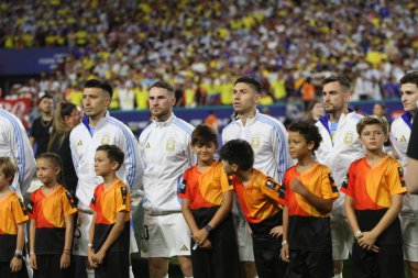 Copa America 2024 Final: Arjantin Kolombiya 'ya karşı. 14 Temmuz 2024, Miami, Florida, ABD: Arjantin ve Kolombiya arasındaki futbol maçında Arjantin Messi Miami 'deki Hard Rock stadyumunda Copa America şampiyonası finali için geçerlidir.