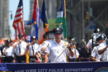 14 Temmuz 2024, New York, New York, ABD Küba Günü Geçit Töreni Manhattan 'daki 38. Cadde ve Madison Bulvarı' nda gerçekleşti. Geçit töreni Küba kültürünü müzik, dans ve diğer eğlencelerle kutluyor..