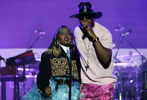 stock image Sao Paulo (SP), 07/13/2024  FESTIVAL/50 ANOS/CHIC SHOW/SP  Show by singer Lauryn Hill with the participation of Wyclef Jean, rapper and music producer former partner of the trio The Fugees, during Chic Show, 50 years of Black Music Festival