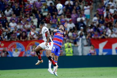 Fortaleza (CE), 07 / 17 / 2024 - Fortaleza EC X Vitoria FC - Alerrandro ve Britez Fortaleza CE 'deki Castelao maçında.