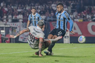 Sao Paulo (SP), 07 / 17 / 2024 - Sao Paulo 'lu Luciano, Sao Paulo ile Gremio arasında oynanan maçta Brezilya Şampiyonası' nın 17. turu için geçerli olan maçın dışında atış yaptı.