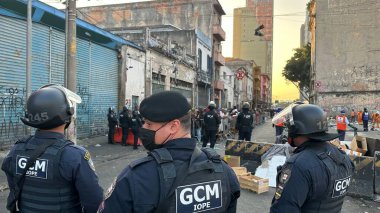 Sao Paulo (SP), 07 / 19 / 2024 - POLICE / TRAFFICKERS / CRACOLANDIA - Cracolandia 'da uyuşturucu kaçakçılarını ve mahkemelerce aranan kişileri tespit etmek için Polis Büyük Operasyonu, 19 Temmuz Cuma günü Sao Paulo' nun merkezinde.