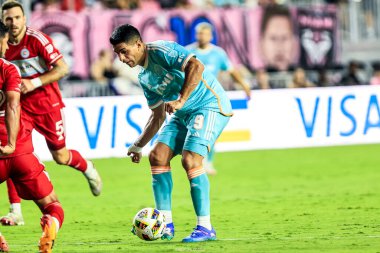 Miami FC, Chicago Fire FC 'ye karşı. 20 Temmuz 2024, Fort Lauderdale, Florida, ABD: Inter Miami 'den Luis Suarez Fort Lauderdale' deki Chase Stadyumu 'nda oynanan maçta Miami ve Chicago İtfaiyesi arasında.