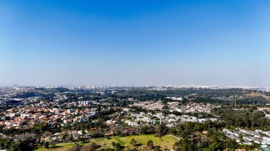 Ulusal Meteoroloji Enstitüsü 'nün (Inmet) gözlemlerine göre, Sao Paulo (SP), Brezilya 07 / 25 / 2024 - Brezilya' nın en kurak başkenti Sao Paulo 'nun havadan görünüşü (23 Salı)).