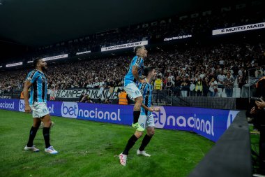 Sao Paulo (SP), Brezilya 07 / 25 / 2024 - Villasanti do Gremio skor yapıyor ve Corinthians ile Thursda arasında oynanan maçta golünü kutluyor.