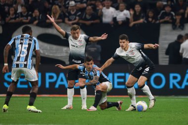 Sao Paulo (SP), Brezilya 07 / 25 / 2024 - Brezilya Şampiyonası 'nın 19. turu için geçerli olan Corinthians ve Gremio arasındaki maç, bu Perşembe gecesi, 25 Temmuz 2024, Sao Paulo-SP' deki Neo Quimica Arena 'da.
