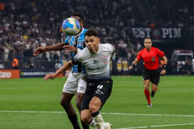 Sao Paulo (SP), Brezilya 07 / 25 / 2024 - Brezilya Şampiyonası 'nın 19. turu için geçerli olan Corinthians ve Gremio arasındaki maç, bu Perşembe gecesi, 25 Temmuz 2024, Sao Paulo-SP' deki Neo Quimica Arena 'da.